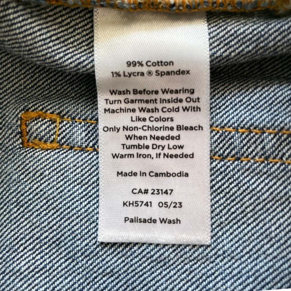 Talbots Women's High Waist Relaxed Jeans Palisades Wash Size 4 Denim - Picture 5 of 8